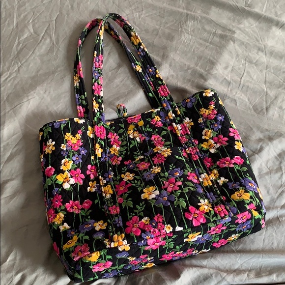 Vera Bradley Handbags - Vera Bradely Carried Away Tote Bag